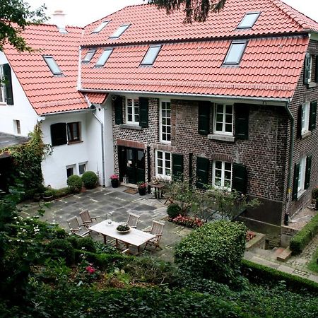 Landhaus In Idyllischer, Ruhiger Lage Und Flughafennaehe Ratingen Exterior photo